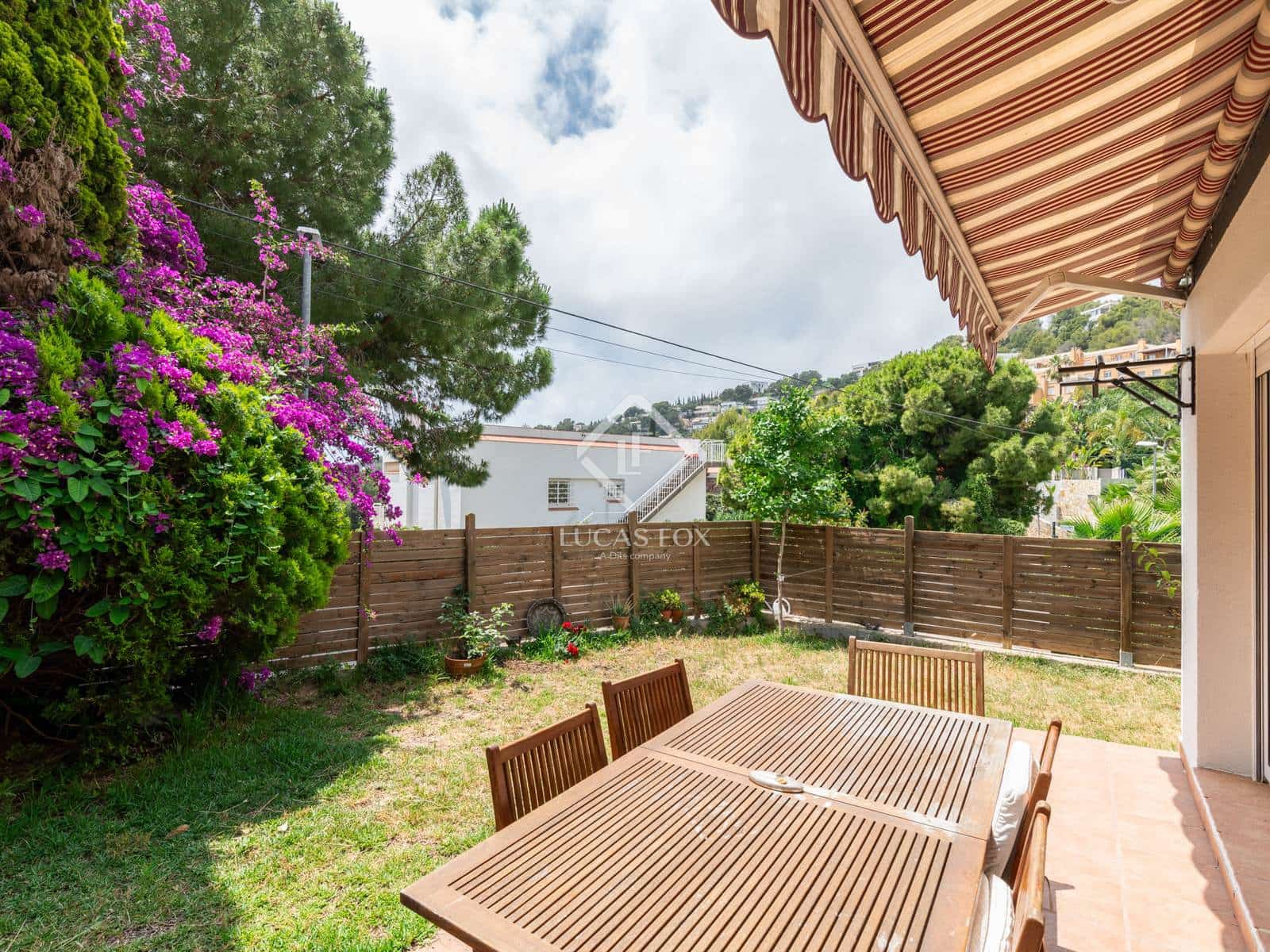 3 soveværelse Villa til salg i Sitges med garage - € 895.000 (Ref: 9041441)