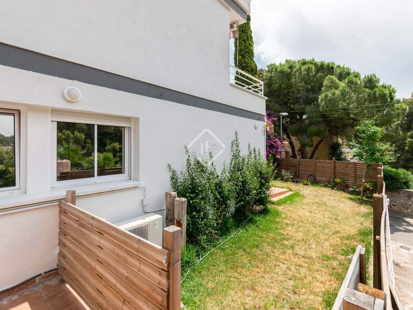 3 soveværelse Villa til salg i Sitges med garage - € 895.000 (Ref: 9041441)