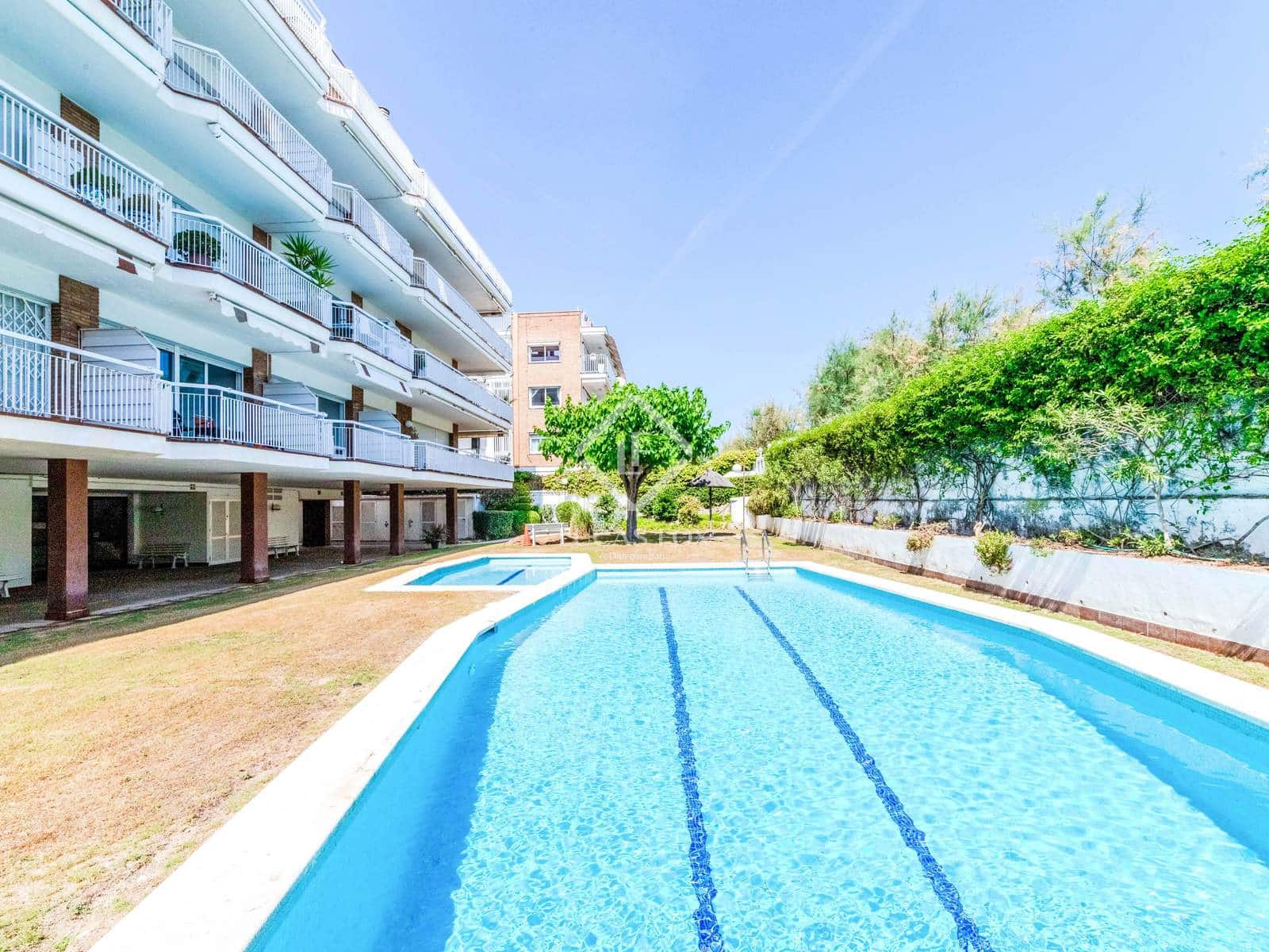 2 soveværelse Lejlighed til salg i Sitges med swimmingpool garage - € 847.000 (Ref: 9046289)