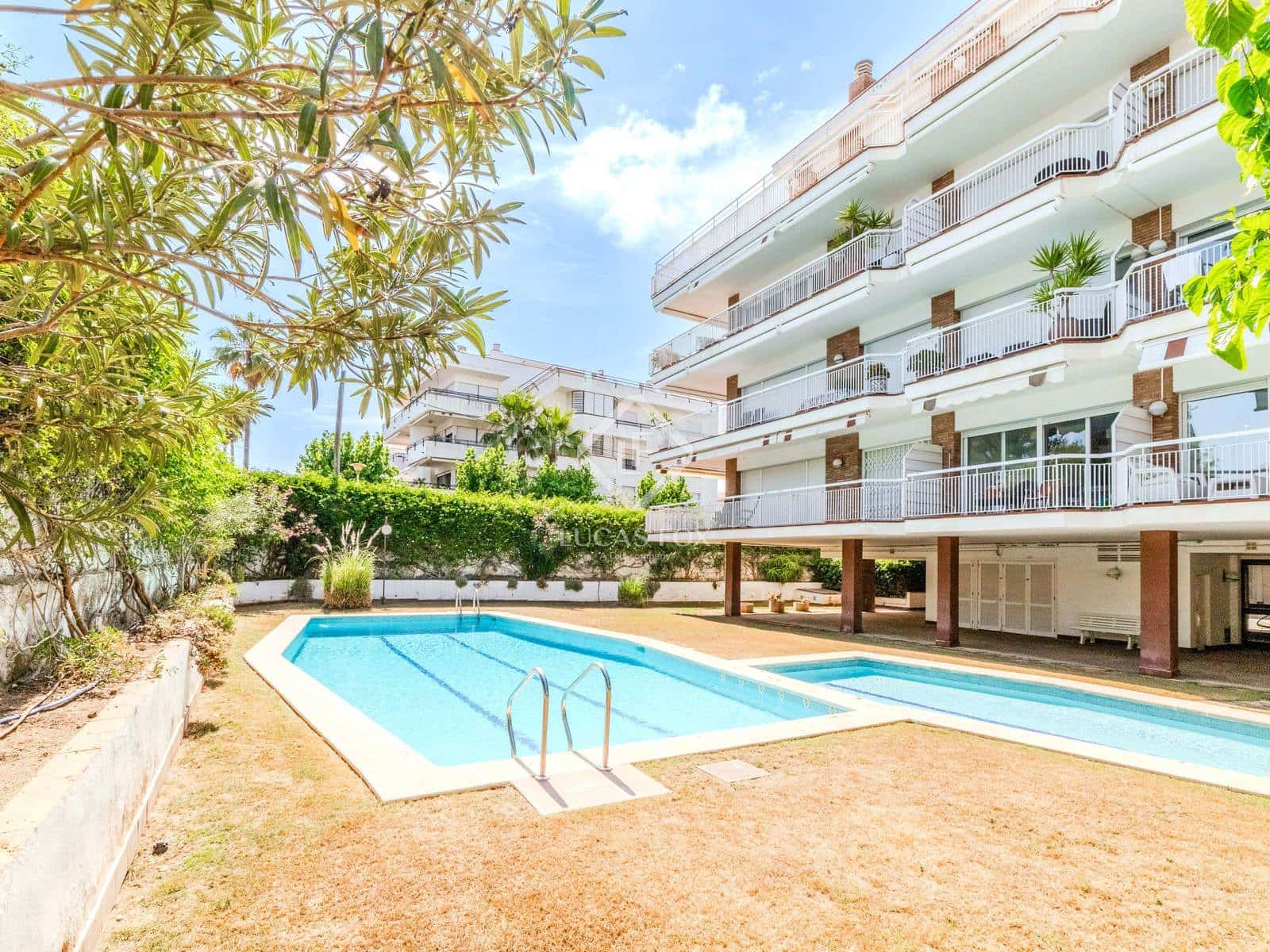 2 soveværelse Lejlighed til salg i Sitges med swimmingpool garage - € 847.000 (Ref: 9046289)