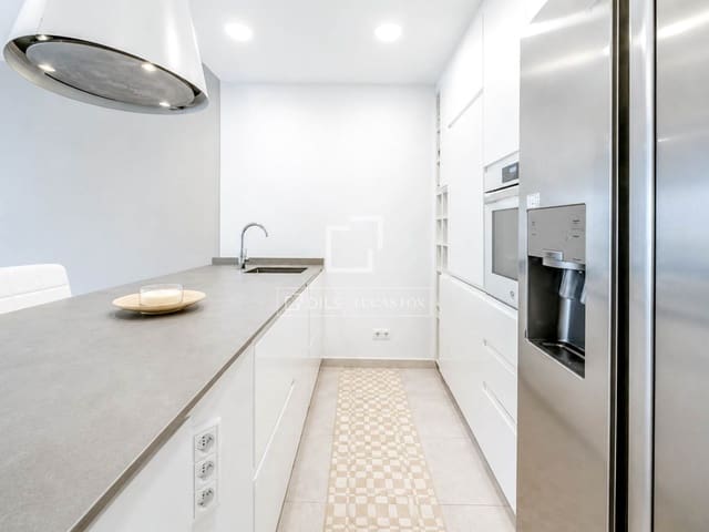 2 soverom Leilighet til salgs i Sitges med svømmebasseng garasje - € 790 000 (Ref: 9046289)