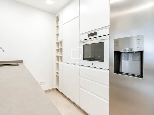 2 soverom Leilighet til salgs i Sitges med svømmebasseng garasje - € 790 000 (Ref: 9046289)