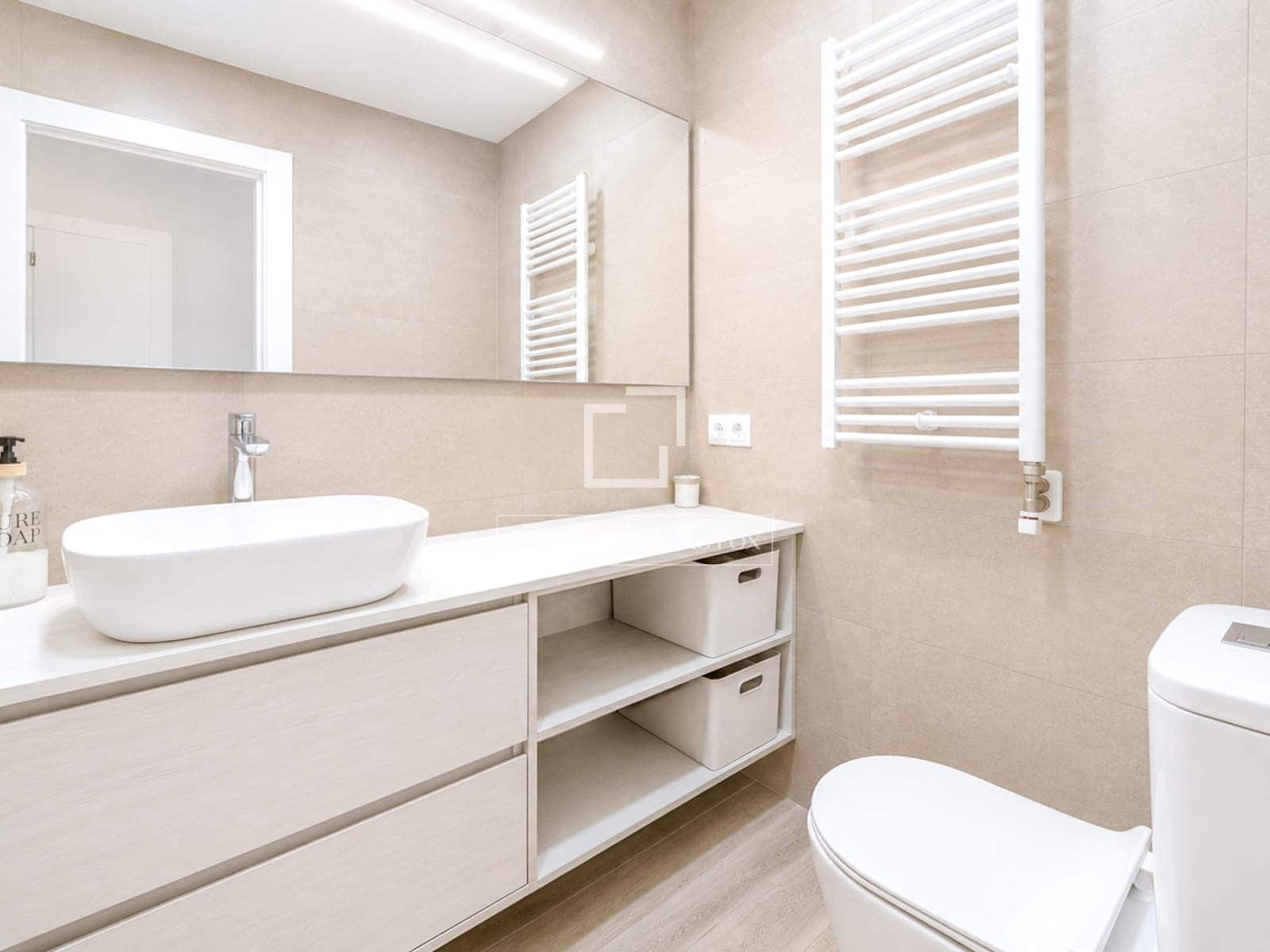 2 bedroom Apartment for sale in Sitges with pool garage - € 790,000 (Ref: 9046289)