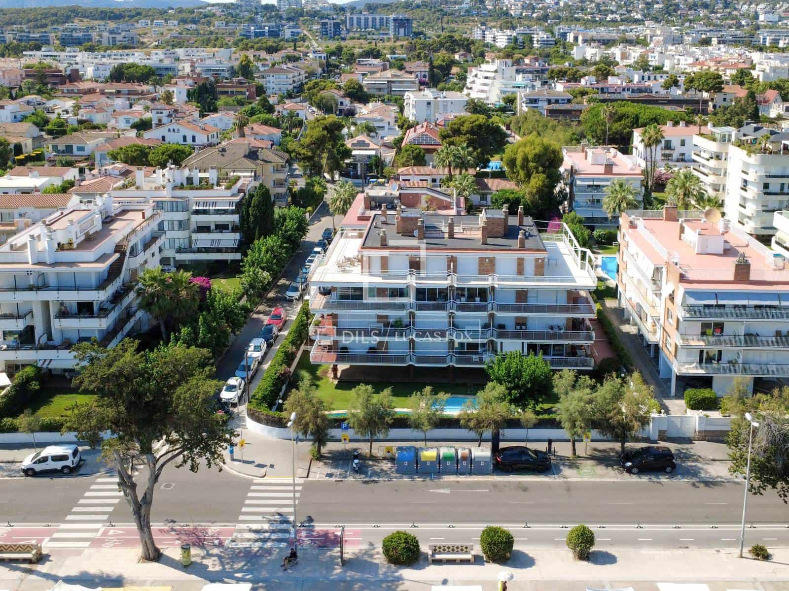 2 bedroom Apartment for sale in Sitges with pool garage - € 790,000 (Ref: 9046289)