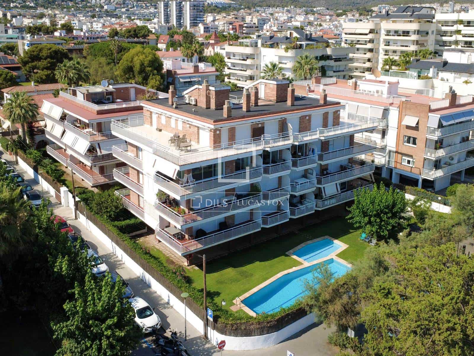 2 bedroom Apartment for sale in Sitges with pool garage - € 790,000 (Ref: 9046289)