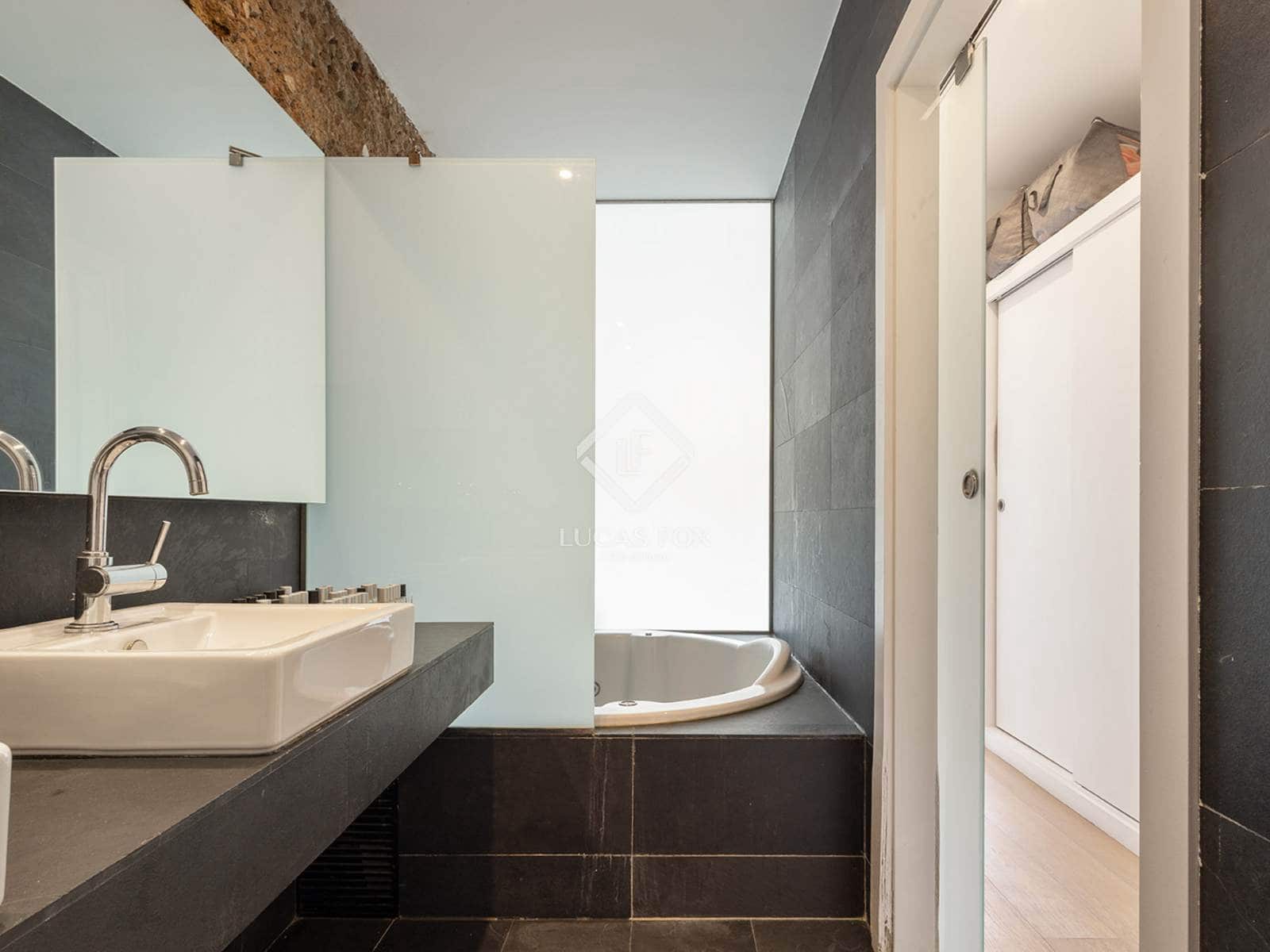 5 soveværelse Villa til salg i Barcelona by med garage - € 2.190.000 (Ref: 9046291)