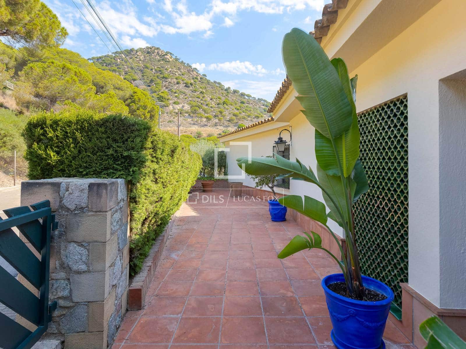 4 slaapkamer Villa te koop in Cabrils met zwembad garage - € 1.290.000 (Ref: 9049805)