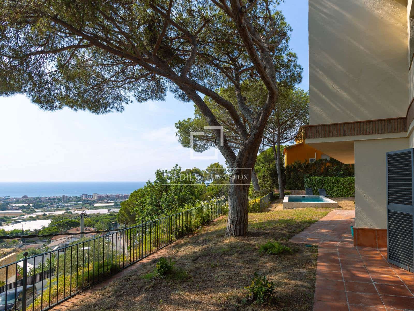 4 slaapkamer Villa te koop in Cabrils met zwembad garage - € 1.290.000 (Ref: 9049805)