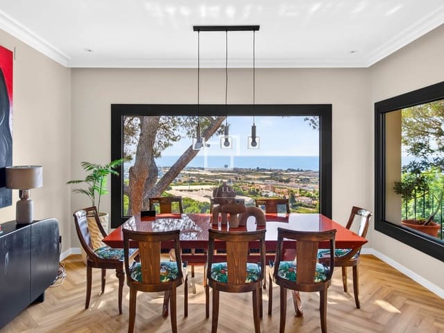 Chalet de 4 habitaciones en Cabrils en venta con piscina garaje - 1.290.000 € (Ref: 9049805)