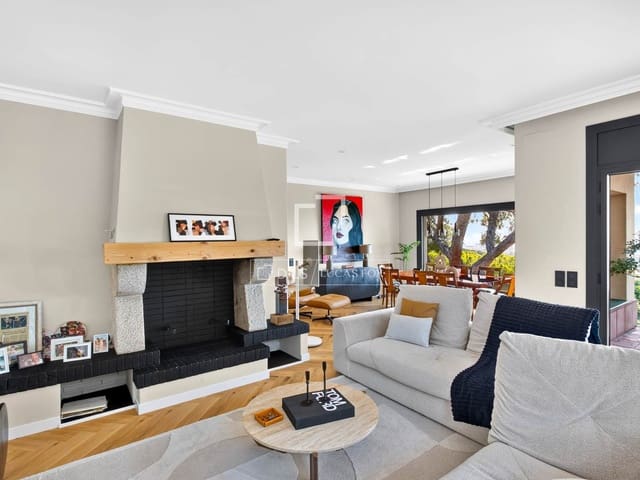 Chalet de 4 habitaciones en Cabrils en venta con piscina garaje - 1.290.000 € (Ref: 9049805)