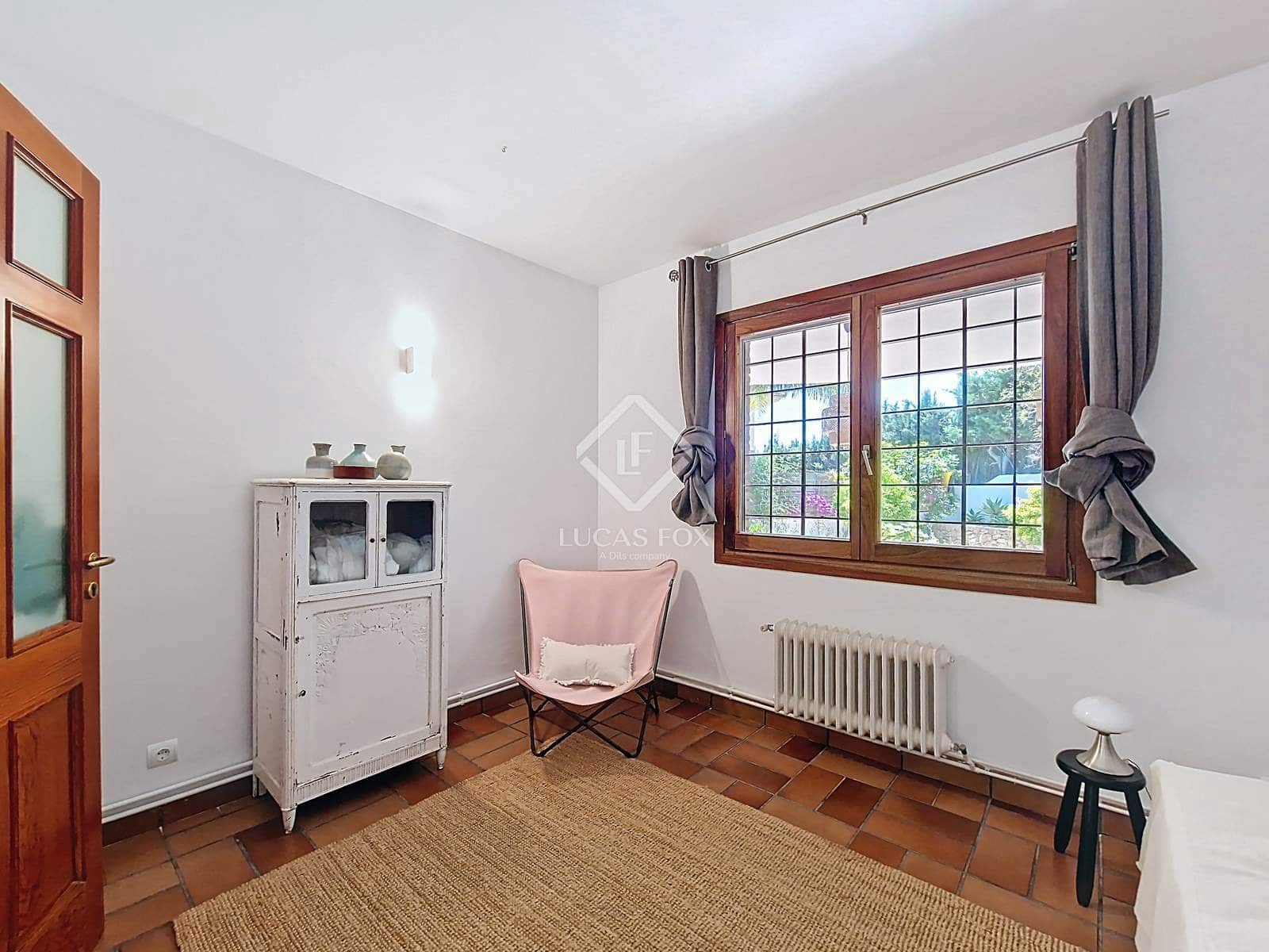 5 soveværelse Villa til salg i Vilanova i la Geltru med garage - € 980.000 (Ref: 9049806)