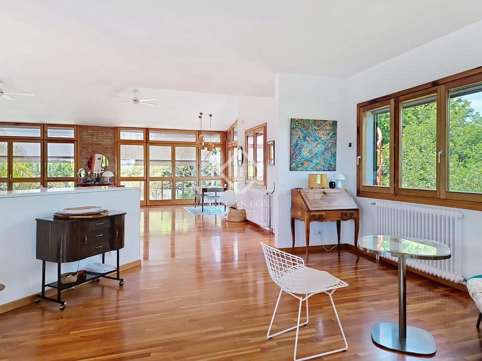 5 soveværelse Villa til salg i Vilanova i la Geltru med garage - € 980.000 (Ref: 9049806)