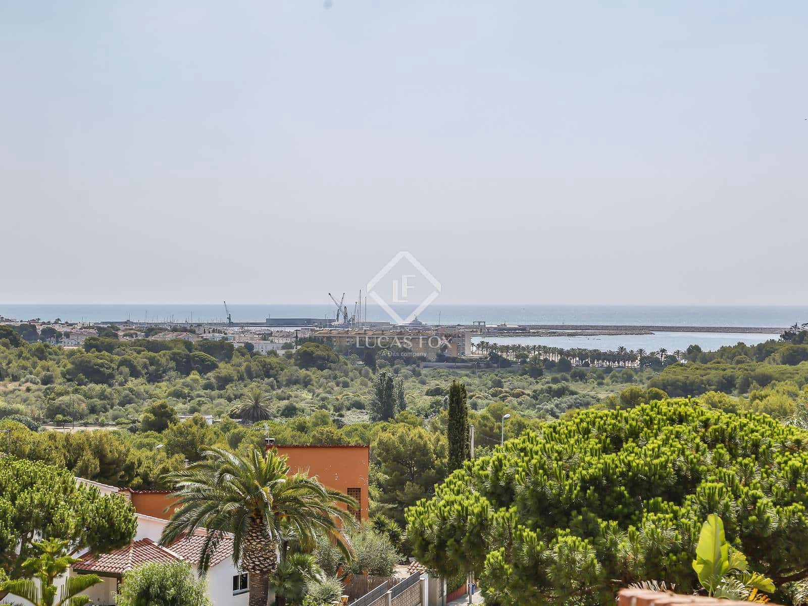 5 soveværelse Villa til salg i Vilanova i la Geltru med garage - € 980.000 (Ref: 9049806)