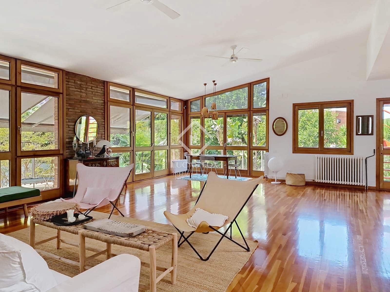 5 soveværelse Villa til salg i Vilanova i la Geltru med garage - € 980.000 (Ref: 9049806)