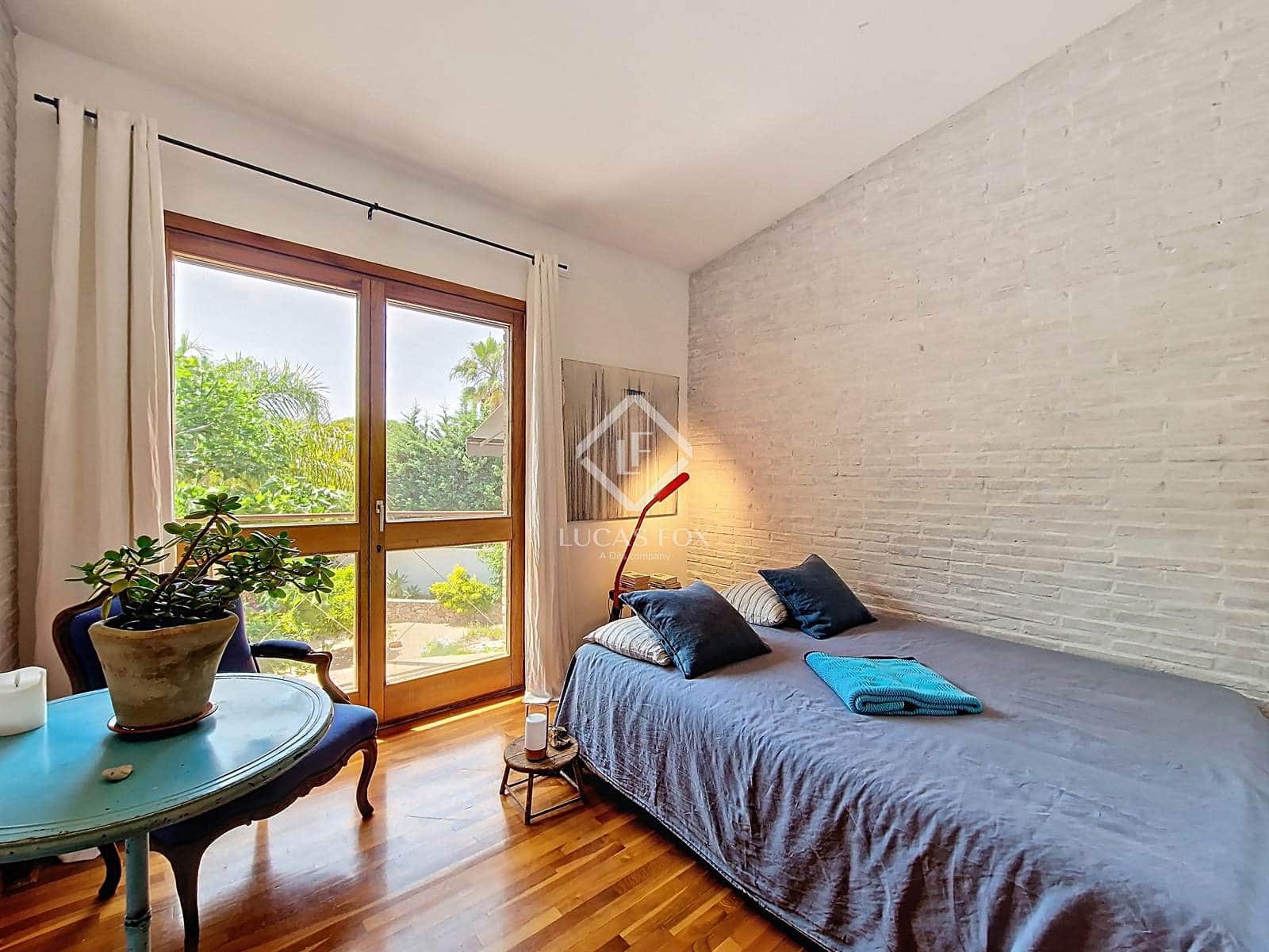 5 soveværelse Villa til salg i Vilanova i la Geltru med garage - € 980.000 (Ref: 9049806)