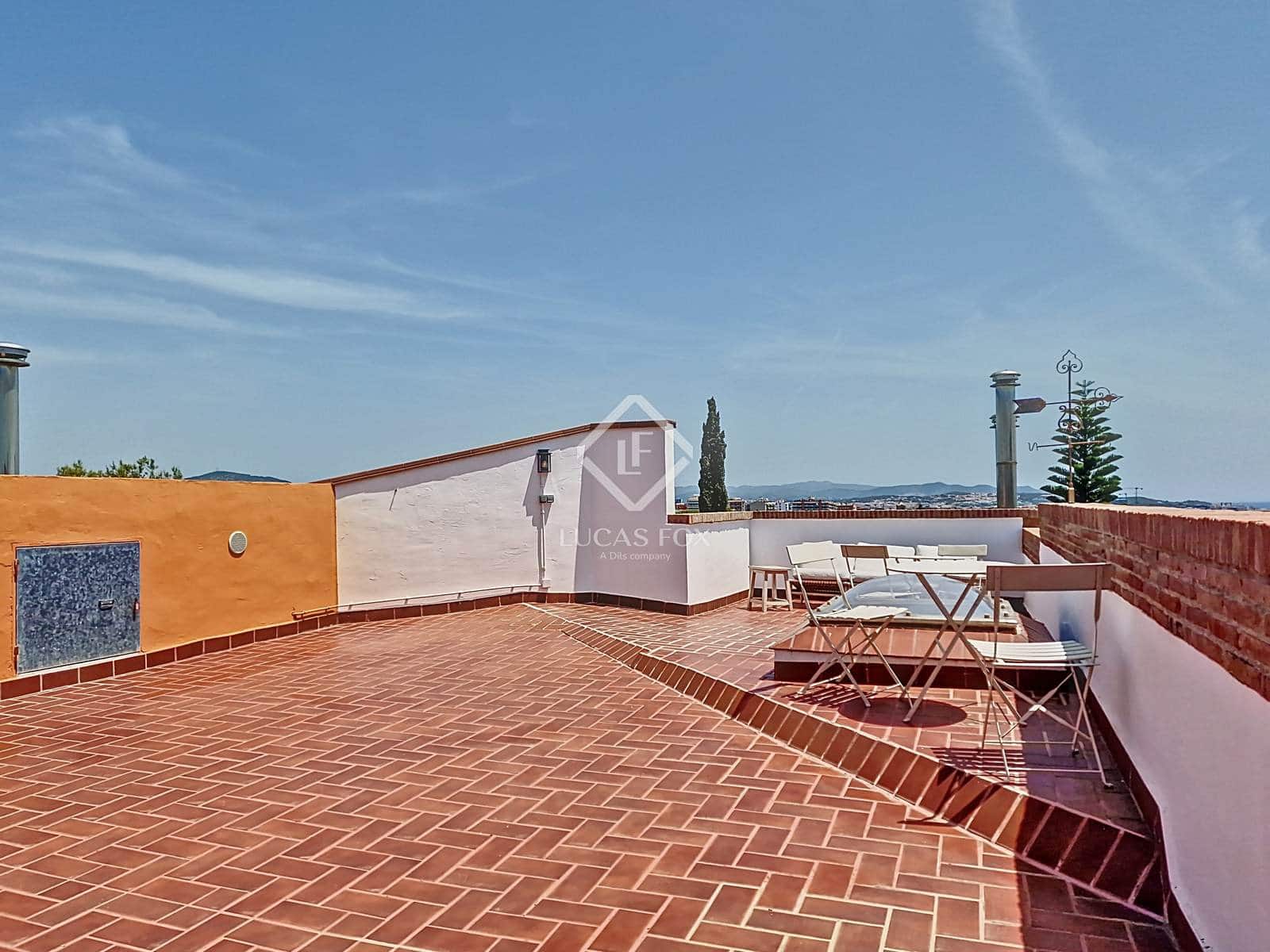 5 soveværelse Villa til salg i Vilanova i la Geltru med garage - € 980.000 (Ref: 9049806)