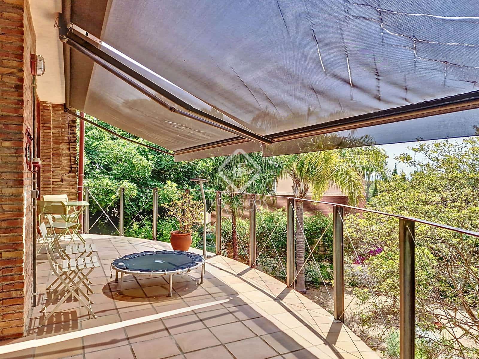 5 soveværelse Villa til salg i Vilanova i la Geltru med garage - € 980.000 (Ref: 9049806)