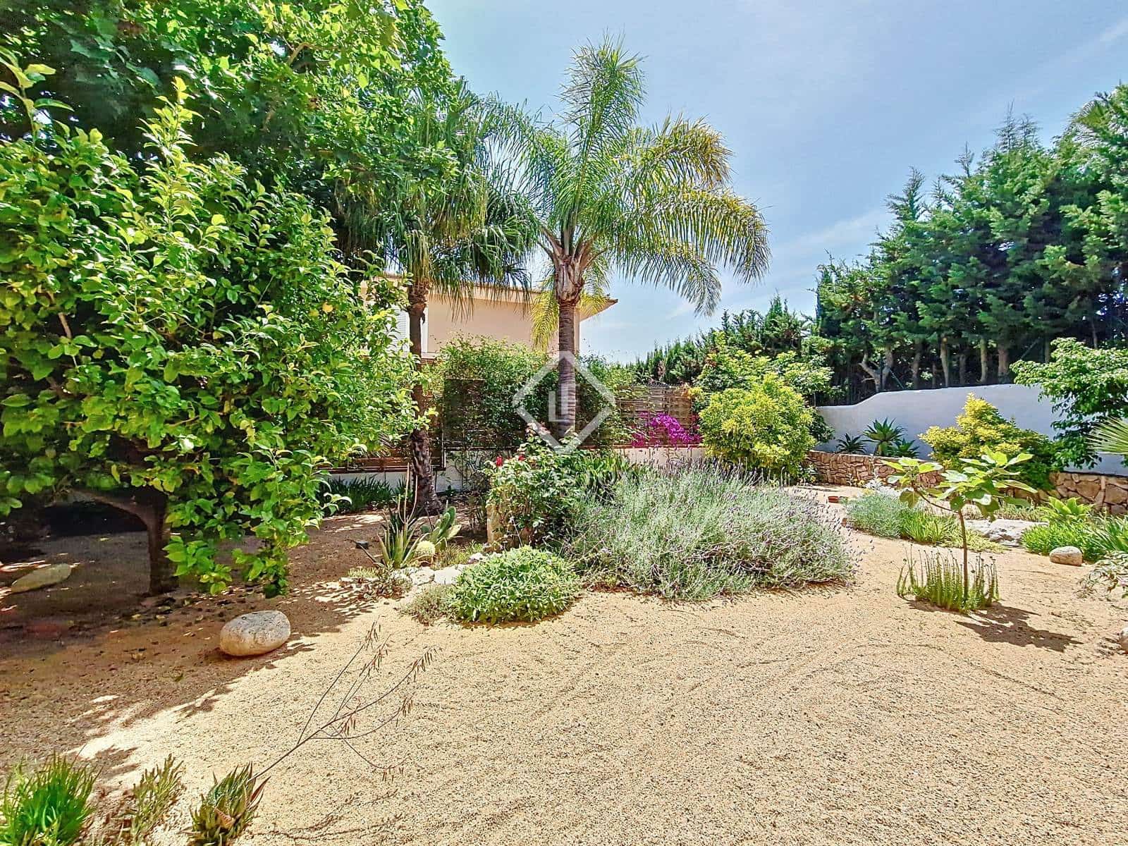 5 soveværelse Villa til salg i Vilanova i la Geltru med garage - € 980.000 (Ref: 9049806)