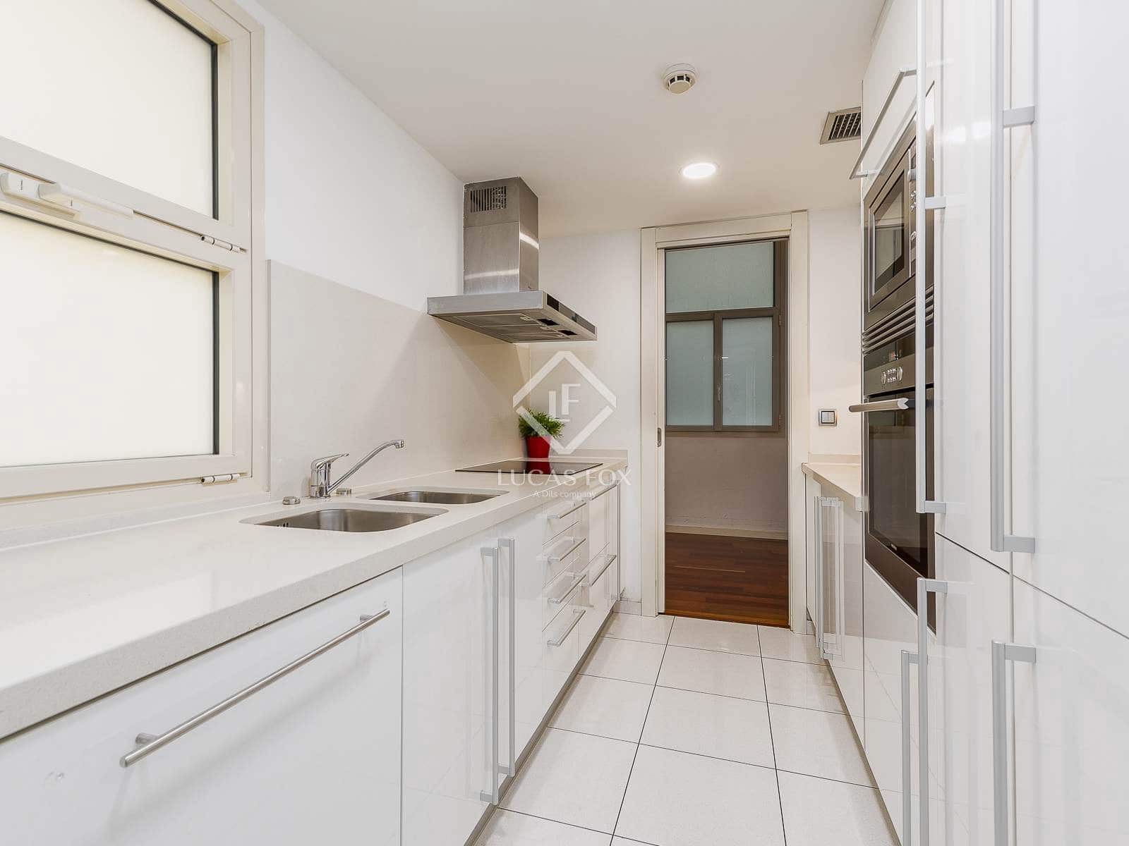 4 quarto Apartamento para venda em Barcelona cidade - 1 100 000 € (Ref: 9049807)