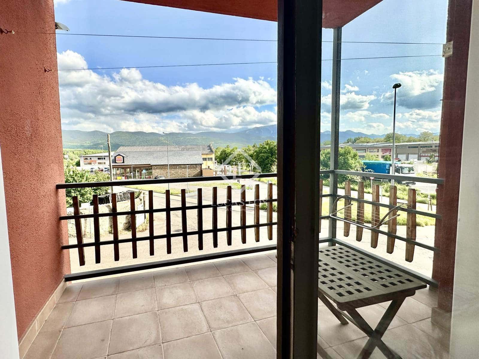 2 slaapkamer Appartement te koop in Puigcerda - € 200.000 (Ref: 9049808)