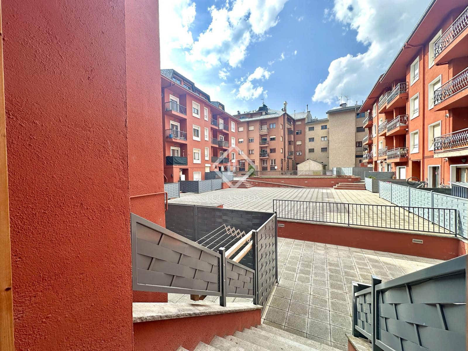 2 slaapkamer Appartement te koop in Puigcerda - € 200.000 (Ref: 9049808)
