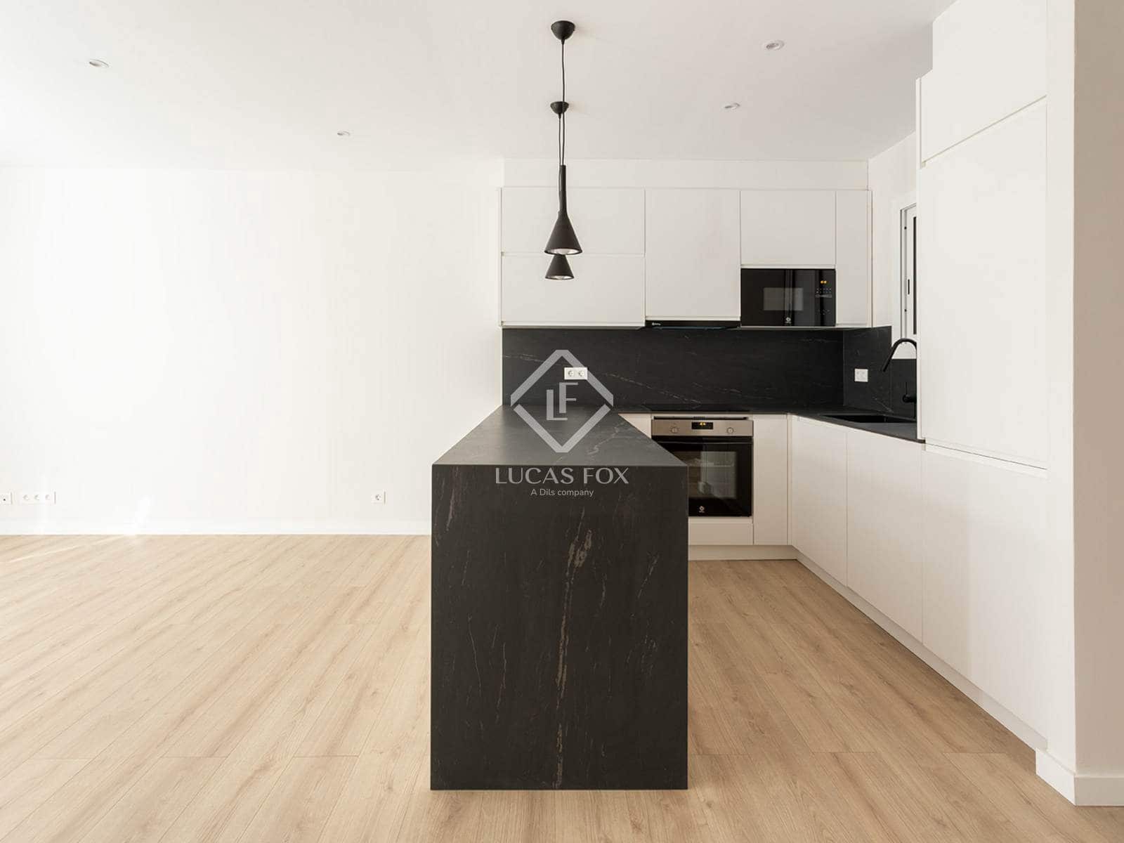 4 slaapkamer Appartement te koop in Barcelona stad - € 659.000 (Ref: 9050047)