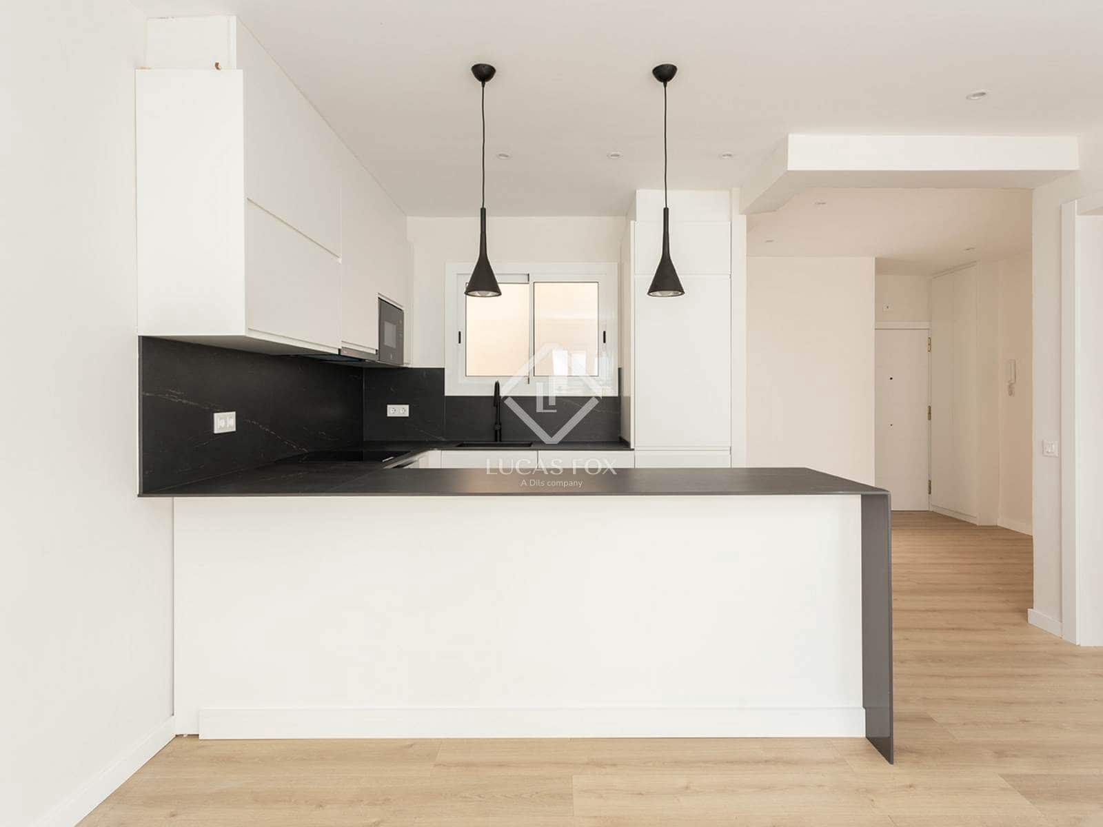 4 slaapkamer Appartement te koop in Barcelona stad - € 659.000 (Ref: 9050047)