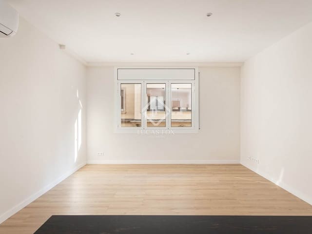 4 slaapkamer Appartement te koop in Barcelona stad - € 659.000 (Ref: 9050047)