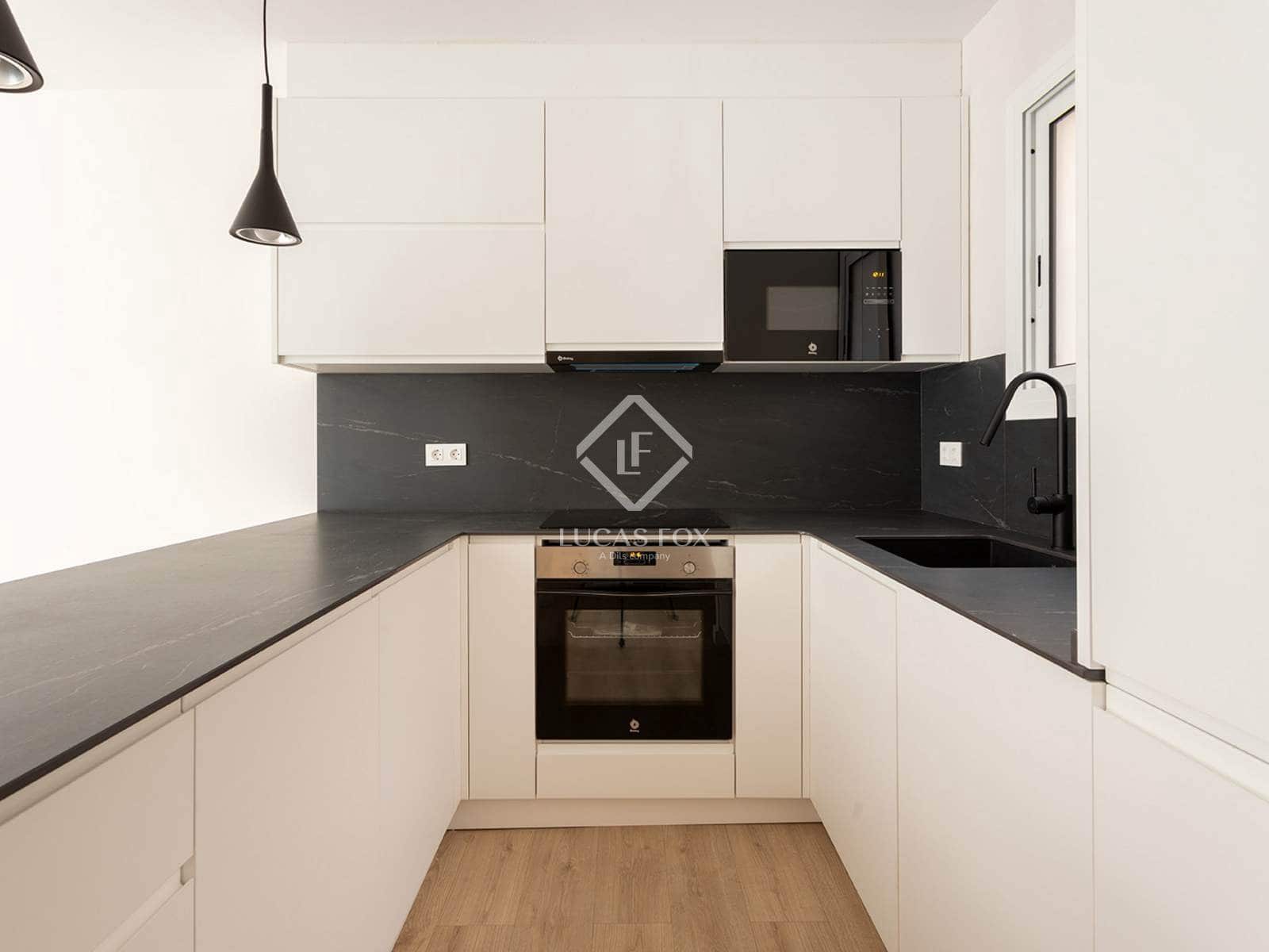 4 slaapkamer Appartement te koop in Barcelona stad - € 659.000 (Ref: 9050047)