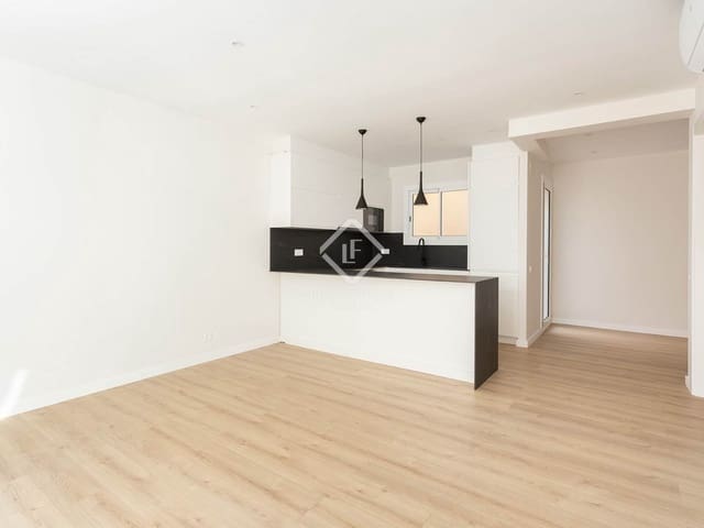 4 slaapkamer Appartement te koop in Barcelona stad - € 659.000 (Ref: 9050047)