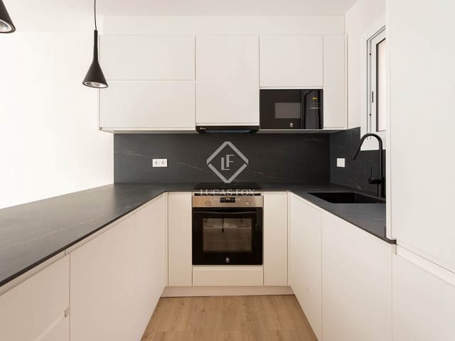 4 slaapkamer Appartement te koop in Barcelona stad - € 659.000 (Ref: 9050047)