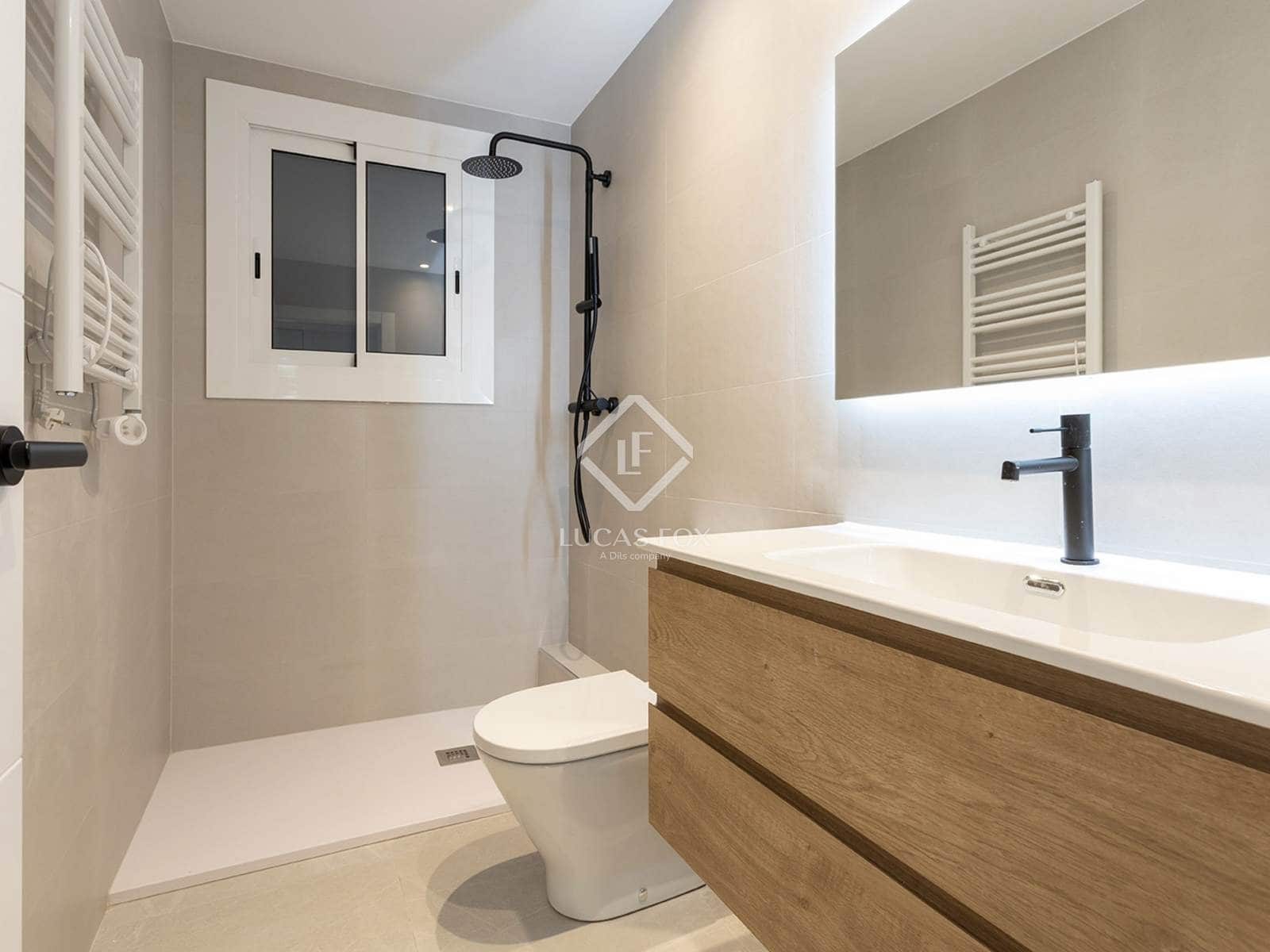 4 slaapkamer Appartement te koop in Barcelona stad - € 659.000 (Ref: 9050047)