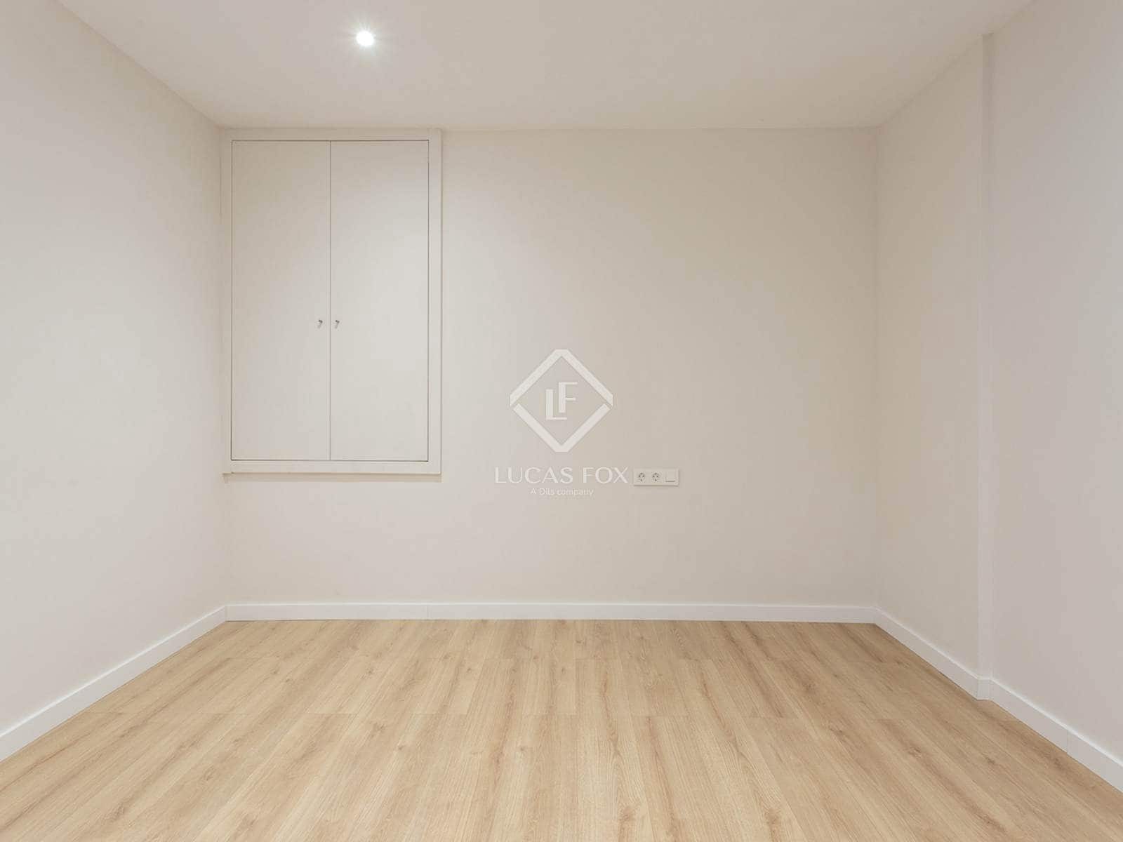 4 slaapkamer Appartement te koop in Barcelona stad - € 659.000 (Ref: 9050047)