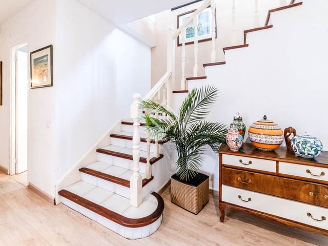 5 Zimmer Villa zu verkaufen in Sitges - 2.699.000 € (Ref: 9050050)