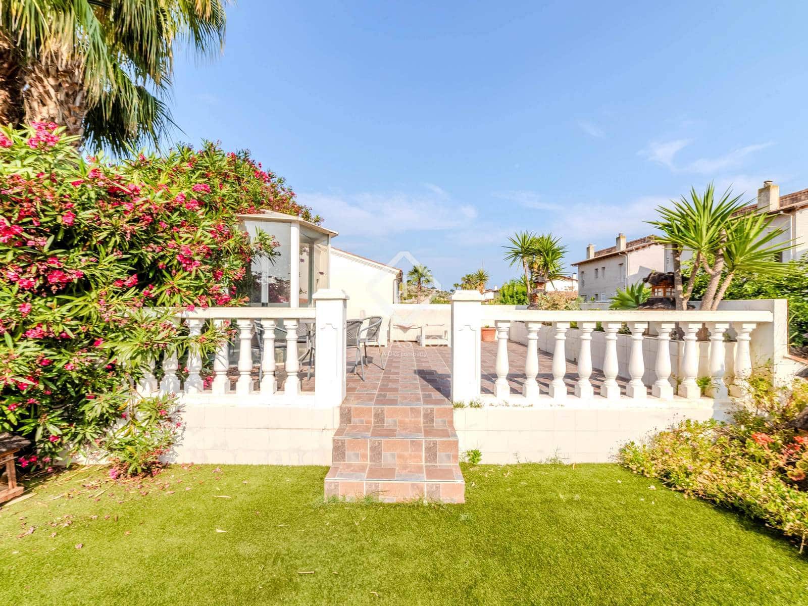 5 Zimmer Villa zu verkaufen in Sitges - 2.699.000 € (Ref: 9050050)