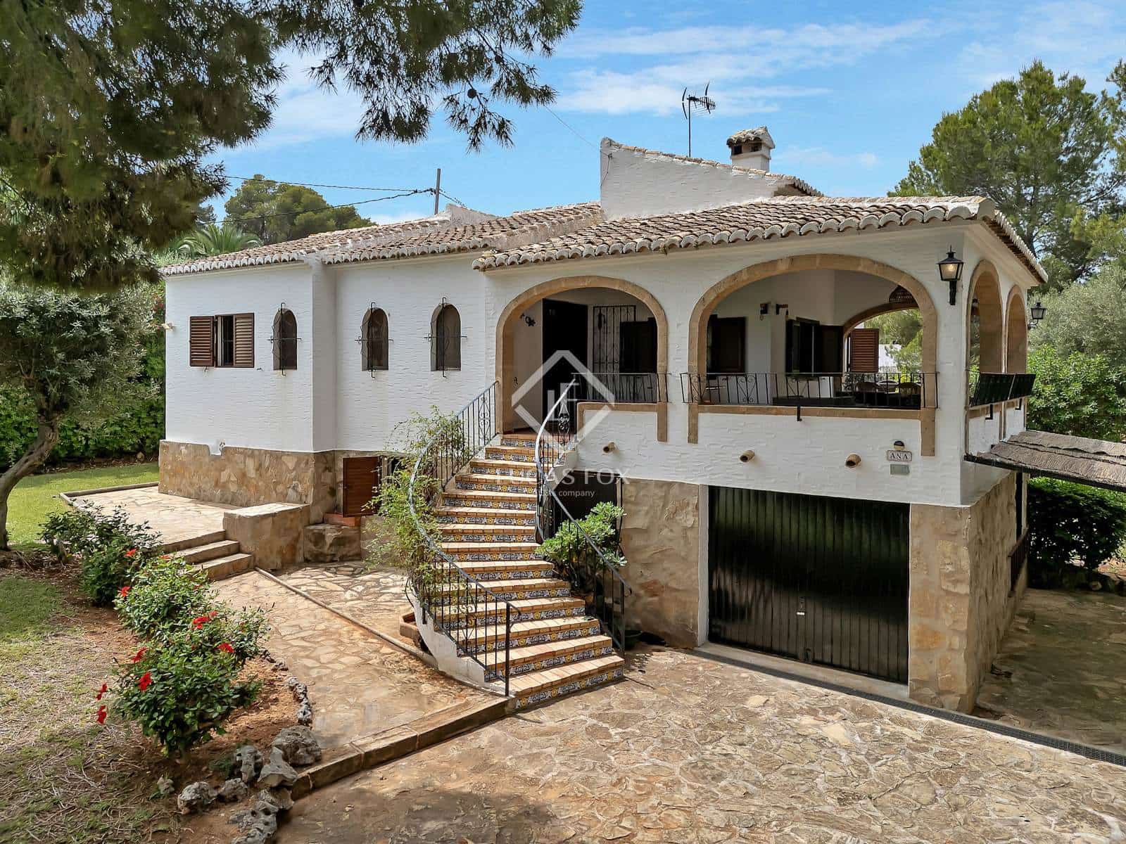 Chalet de 6 habitaciones en Javea / Xàbia en venta con piscina - 850.000 € (Ref: 9053597)