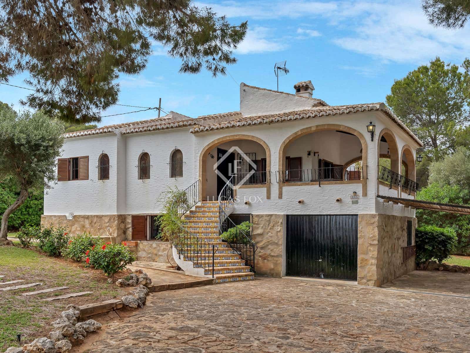 Chalet de 6 habitaciones en Javea / Xàbia en venta con piscina - 850.000 € (Ref: 9053597)