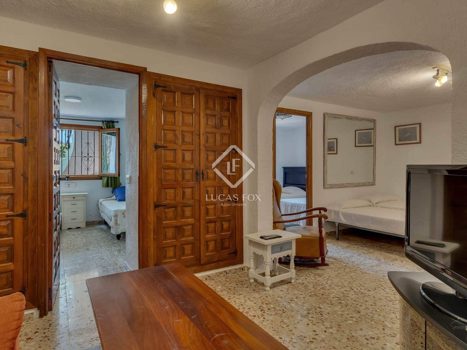 Chalet de 6 habitaciones en Javea / Xàbia en venta con piscina - 850.000 € (Ref: 9053597)