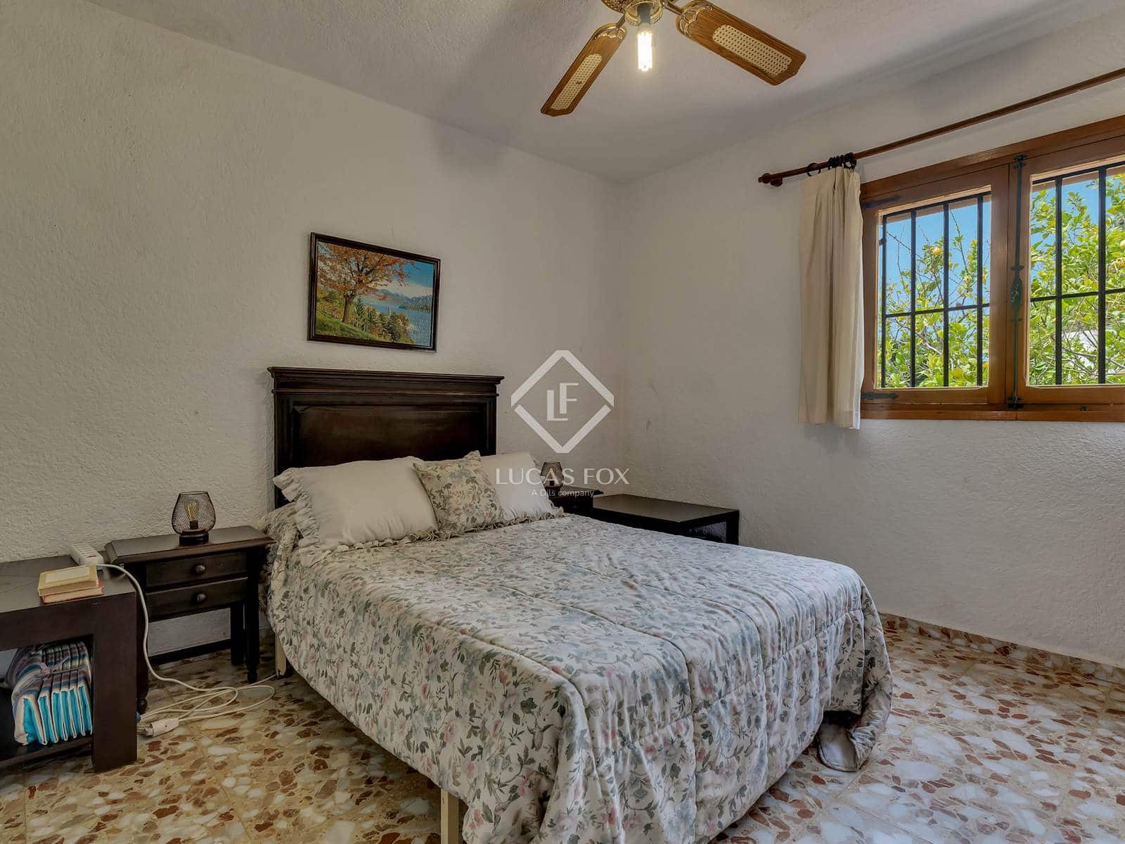 Chalet de 6 habitaciones en Javea / Xàbia en venta con piscina - 850.000 € (Ref: 9053597)