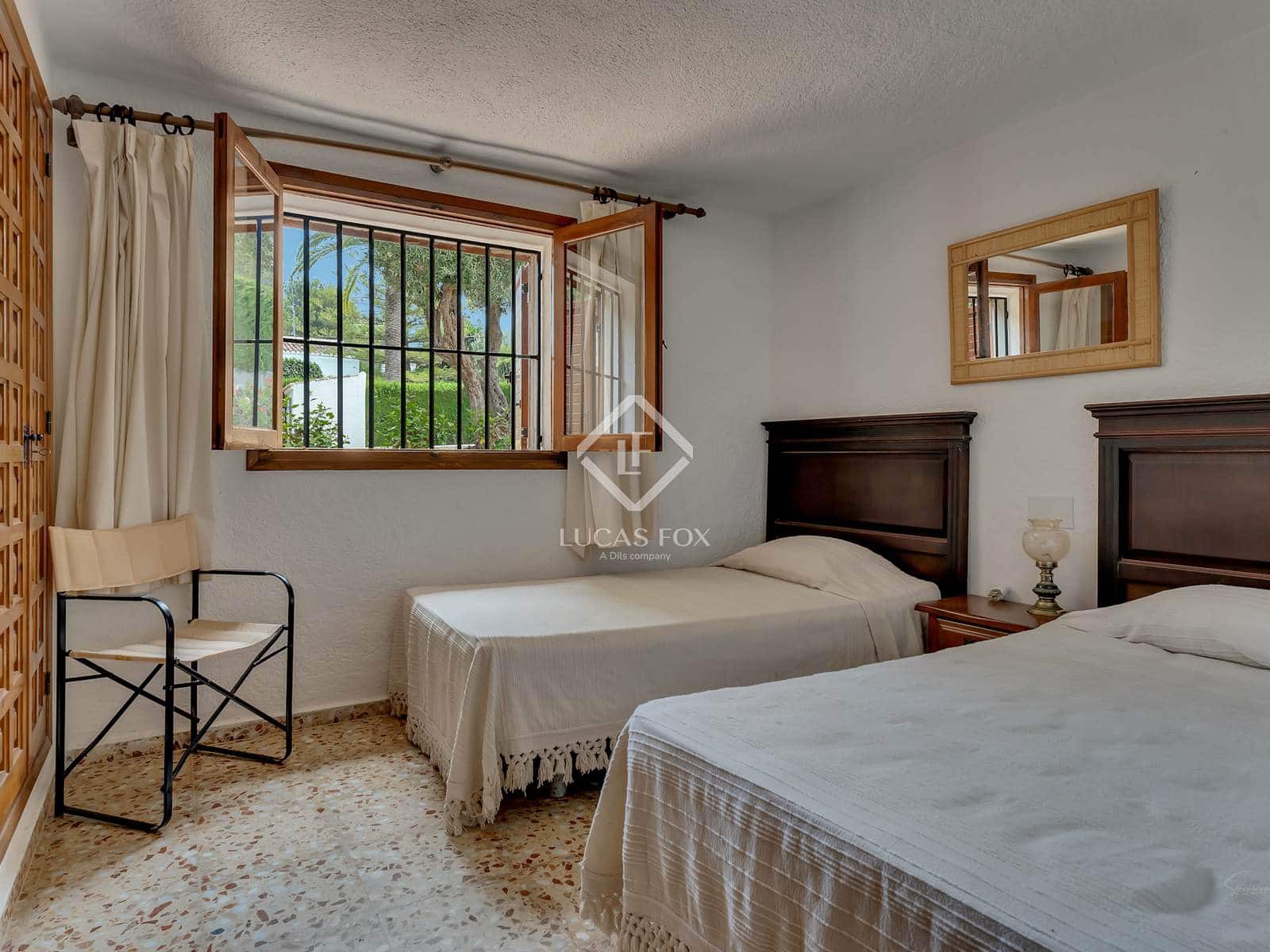 Chalet de 6 habitaciones en Javea / Xàbia en venta con piscina - 850.000 € (Ref: 9053597)