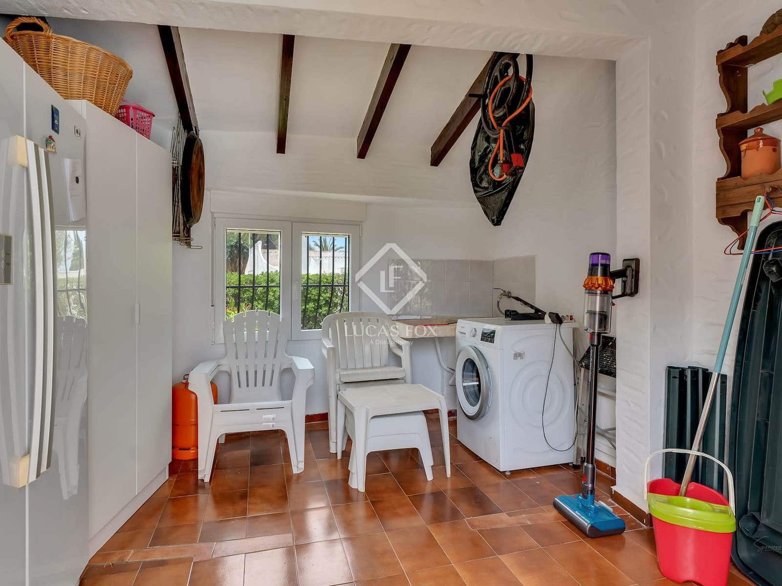 Chalet de 6 habitaciones en Javea / Xàbia en venta con piscina - 850.000 € (Ref: 9053597)