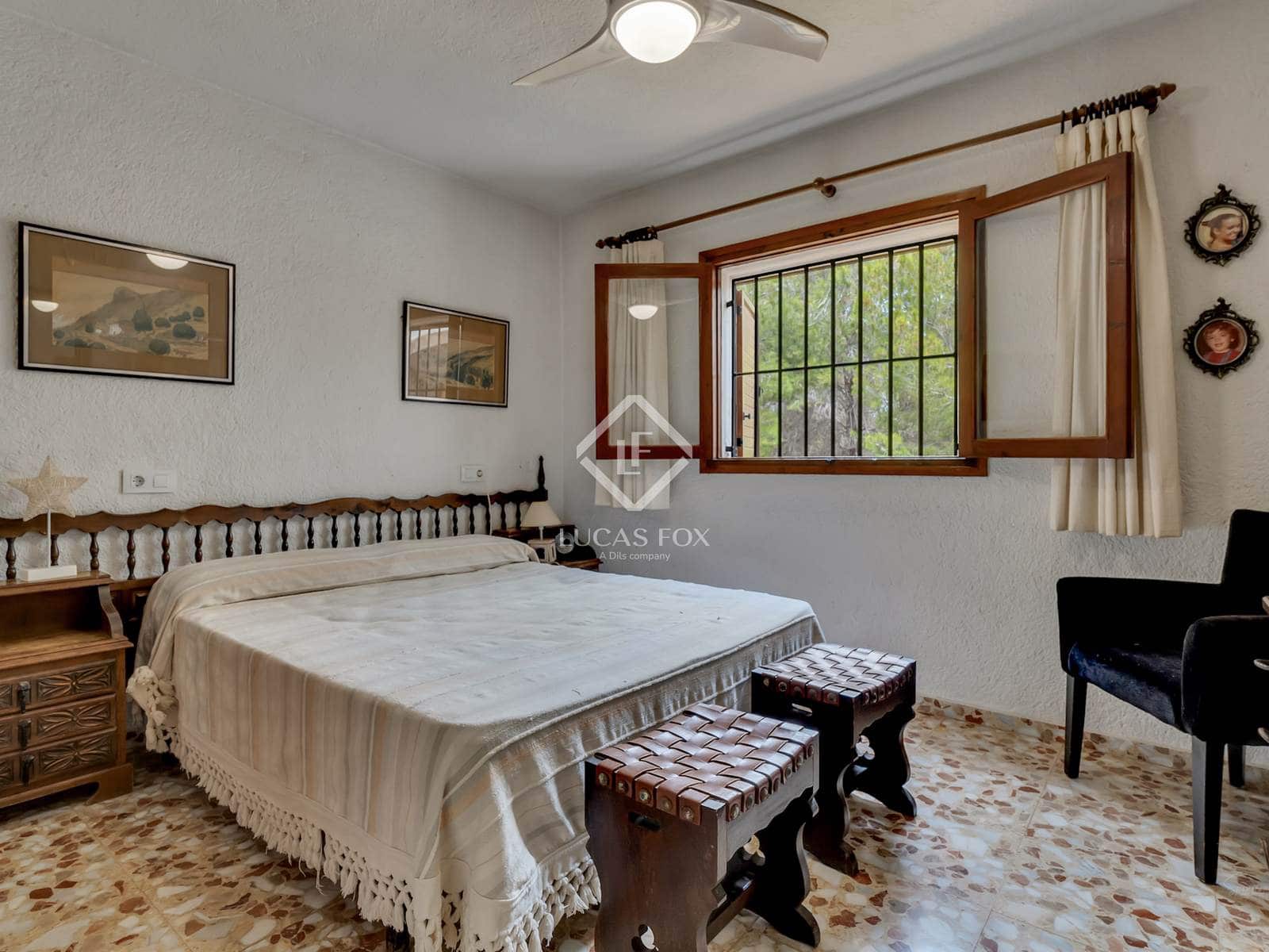 Chalet de 6 habitaciones en Javea / Xàbia en venta con piscina - 850.000 € (Ref: 9053597)