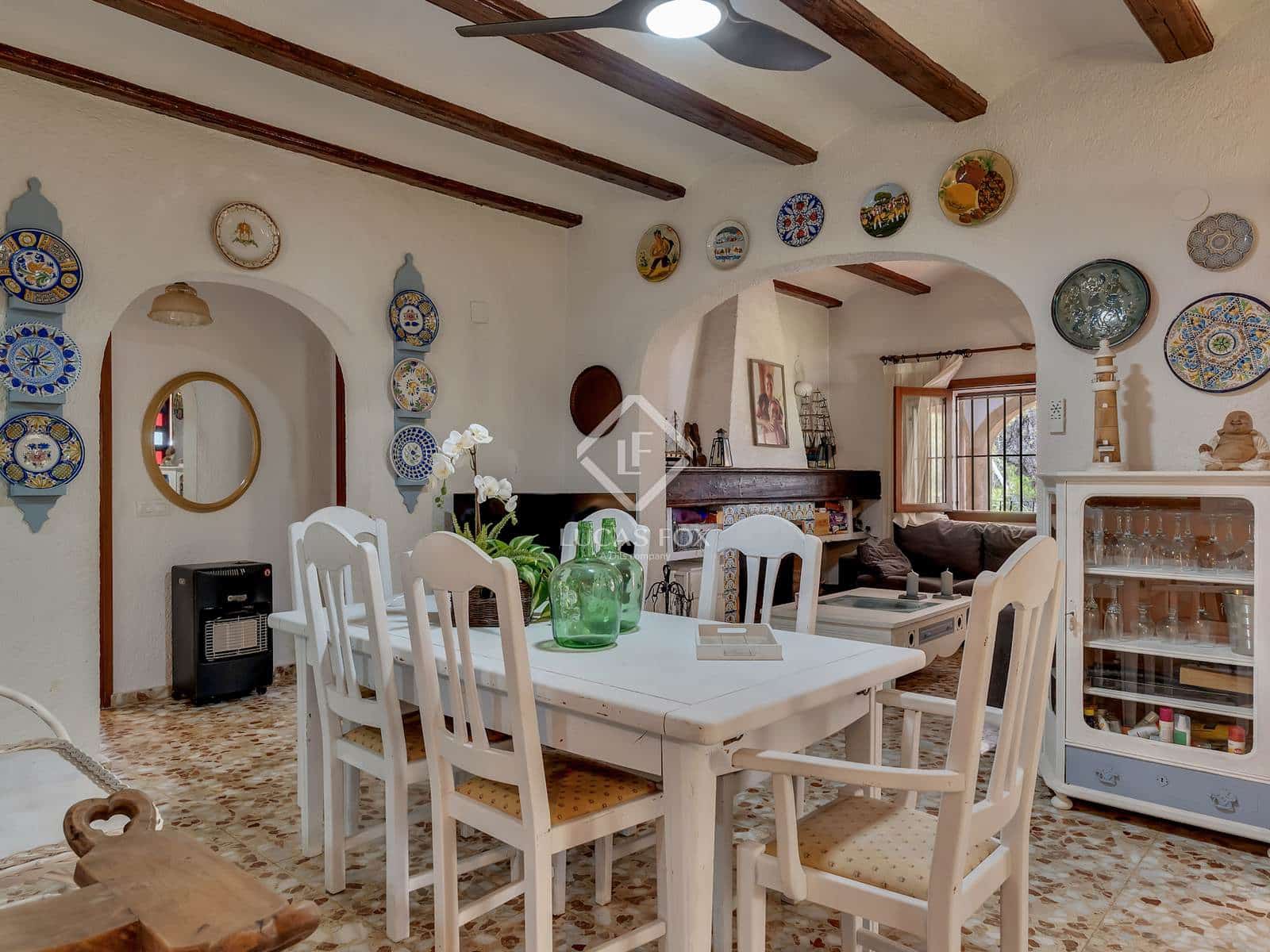 Chalet de 6 habitaciones en Javea / Xàbia en venta con piscina - 850.000 € (Ref: 9053597)