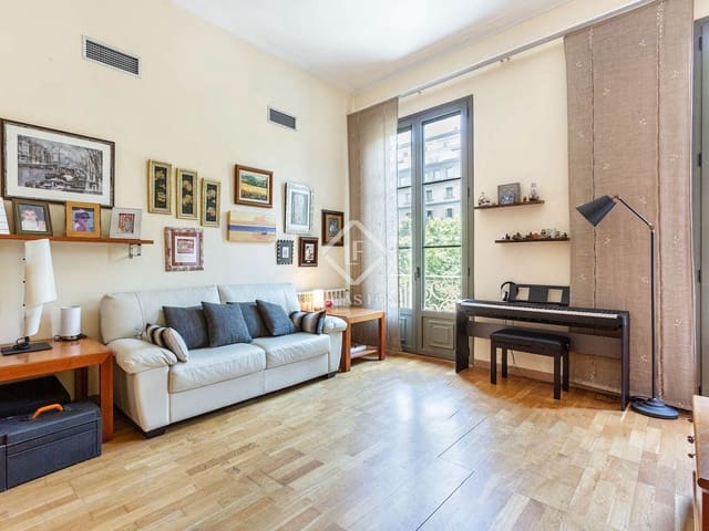 4 slaapkamer Appartement te koop in Barcelona stad met garage - € 795.000 (Ref: 9057075)