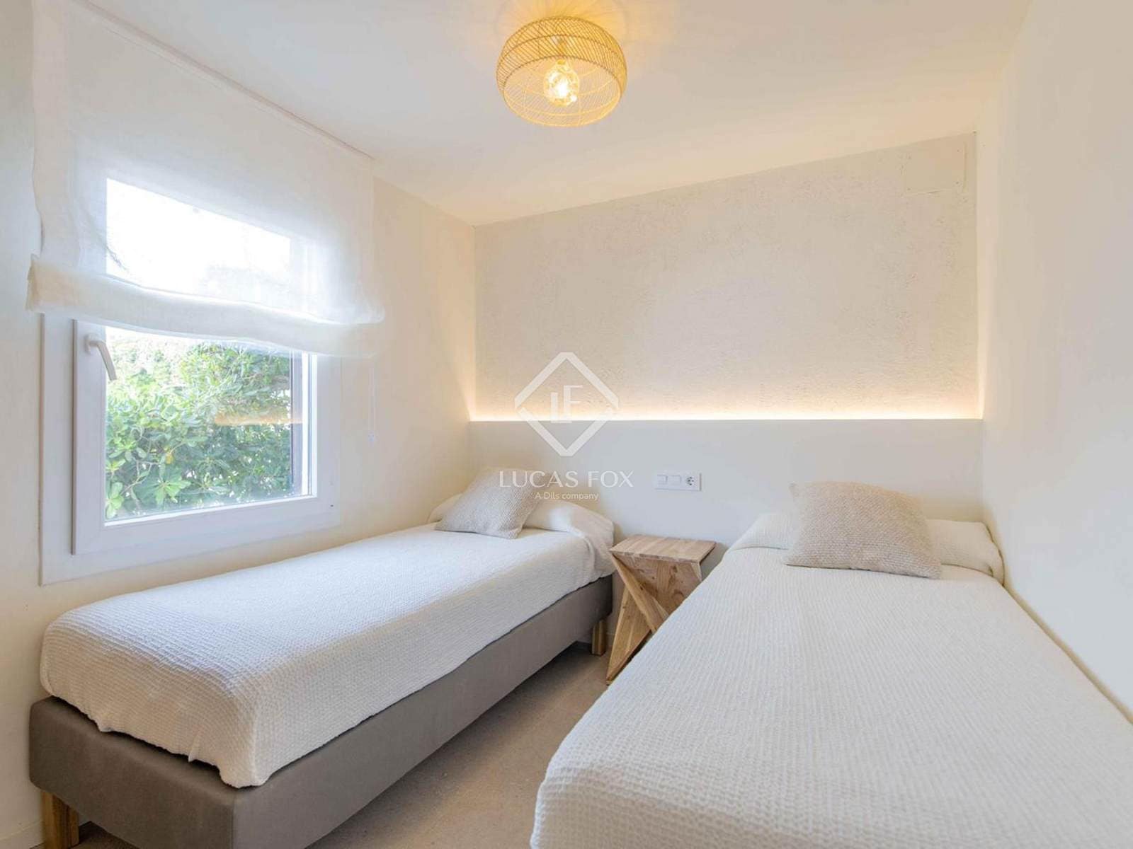 3 bedroom Villa for sale in Ciutadella de Menorca with pool - € 675,000 (Ref: 9057156)