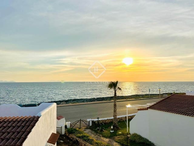 3 soverom Villa til salgs i Ciutadella de Menorca med svømmebasseng - € 675 000 (Ref: 9057156)