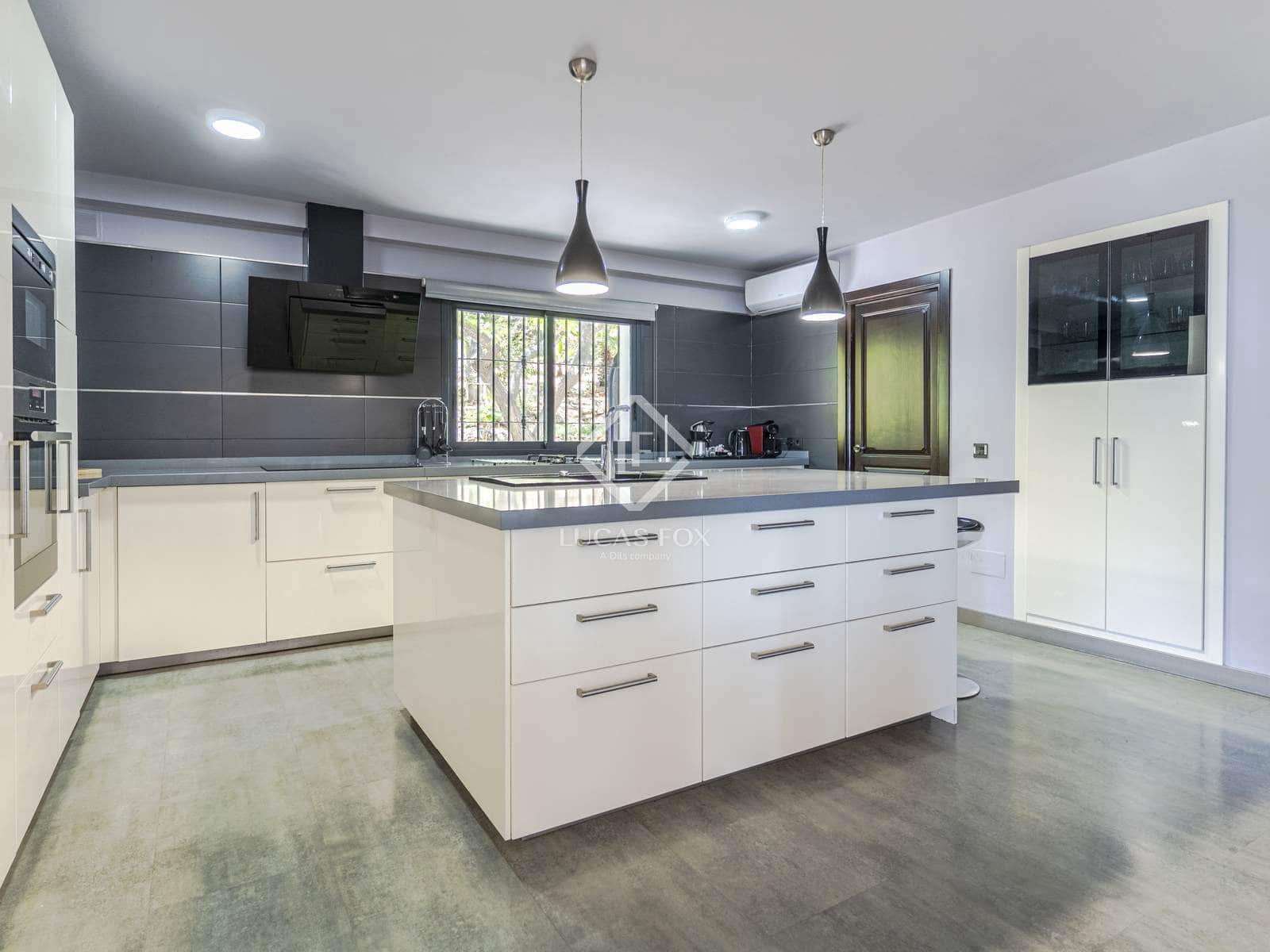 5 soveværelse Villa til salg i La Herradura med swimmingpool garage - € 2.150.000 (Ref: 9058002)