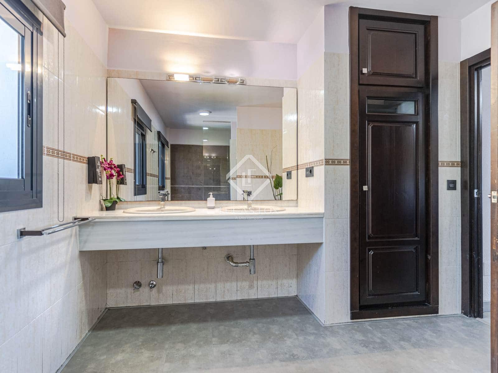 5 soveværelse Villa til salg i La Herradura med swimmingpool garage - € 2.150.000 (Ref: 9058002)