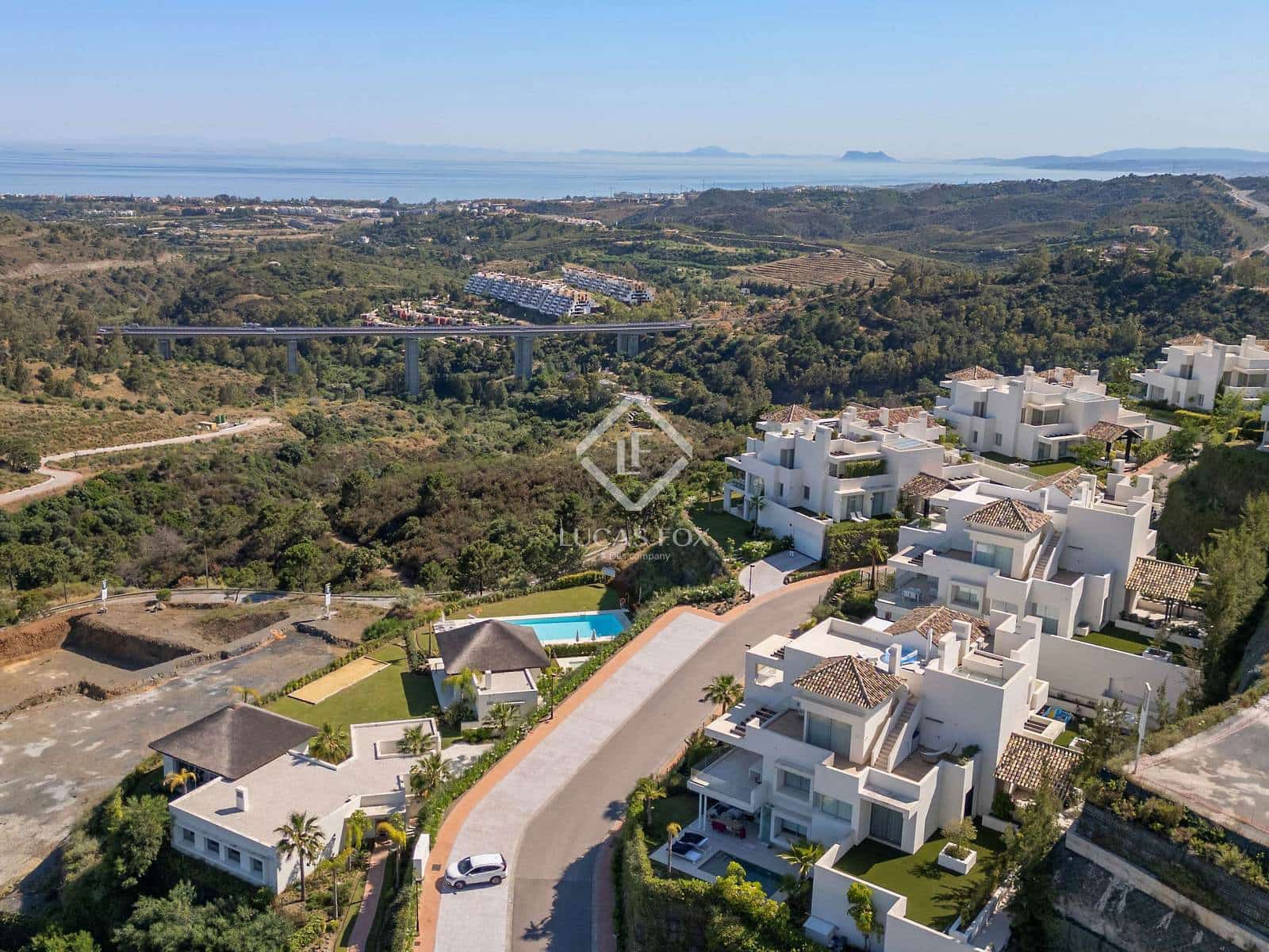 Apartamento de 3 habitaciones en Benahavís en venta con piscina garaje - 999.000 € (Ref: 9058314)