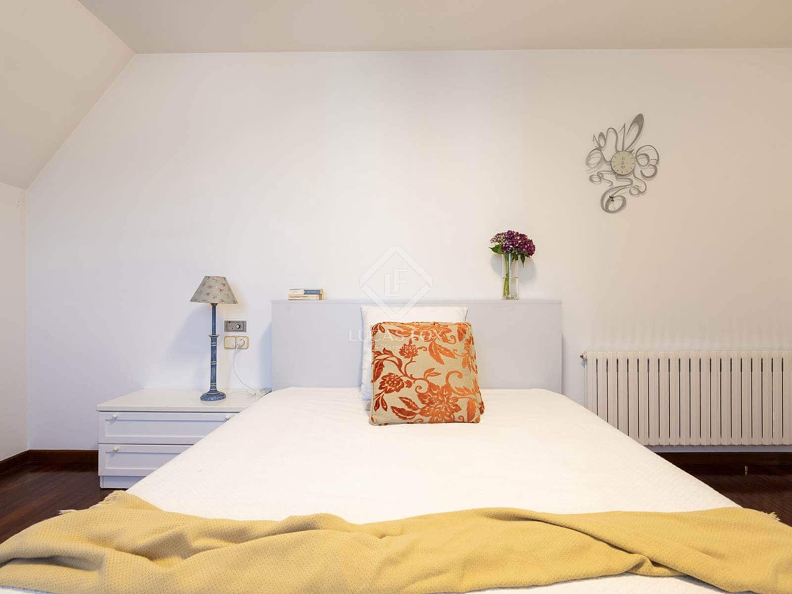 5 soveværelse Villa til salg i Pontevedra by med swimmingpool garage - € 1.250.000 (Ref: 9058317)